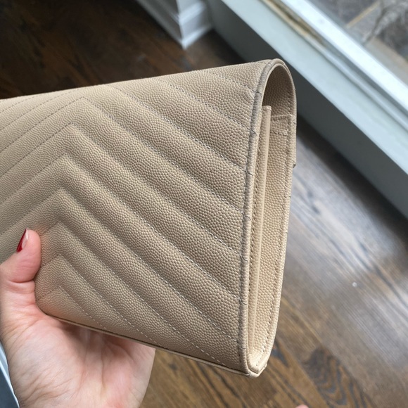 SOLD!! MONOGRAM CHAIN WALLET - Picture 6 of 8